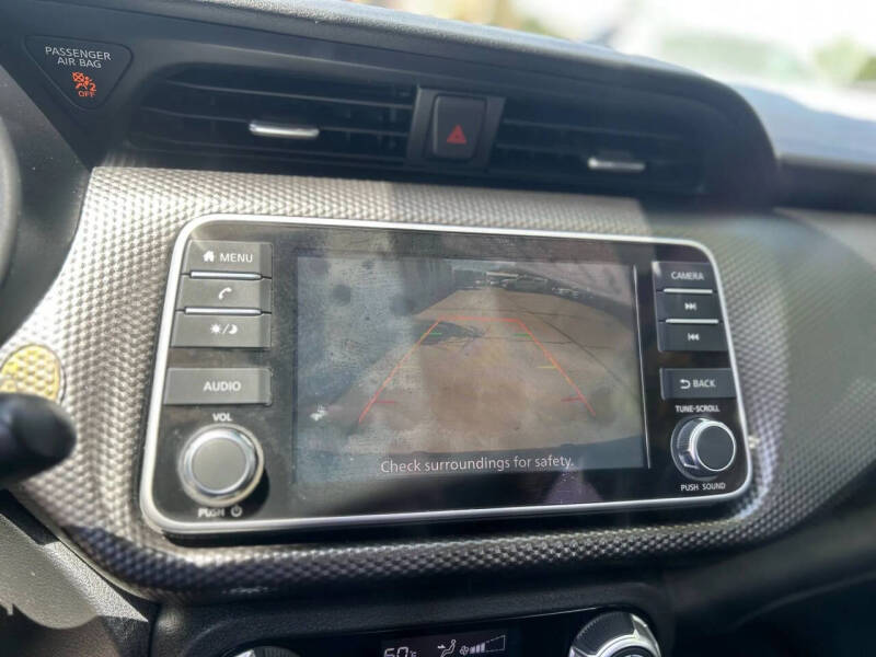 2020 Nissan Kicks SV