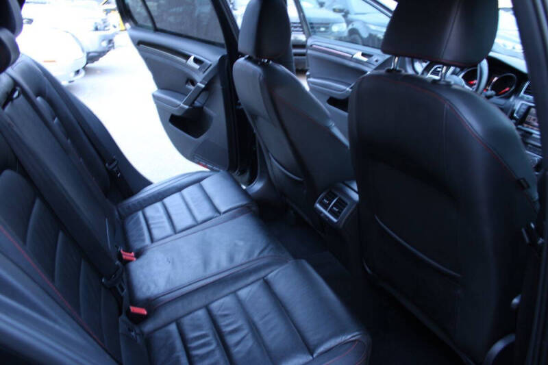 2015 Volkswagen Golf GTI SE