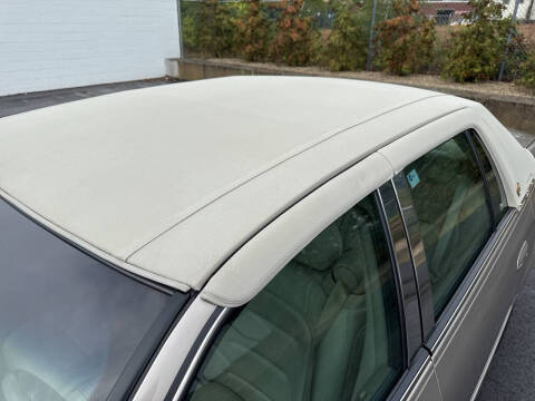 2001 Cadillac DeVille