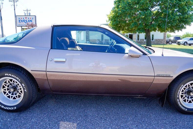 1984 Pontiac Firebird