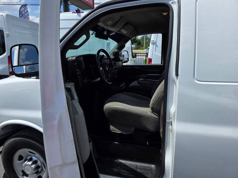 2018 Chevrolet Express 2500