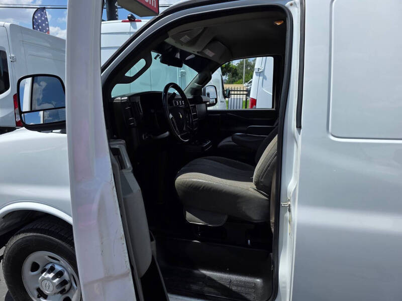 2018 Chevrolet Express 2500