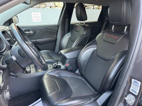 2019 Jeep Cherokee Trailhawk