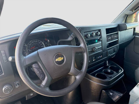 2024 Chevrolet Express 3500