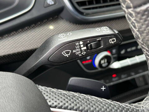 2022 Audi SQ5 3.0T quattro Prestige