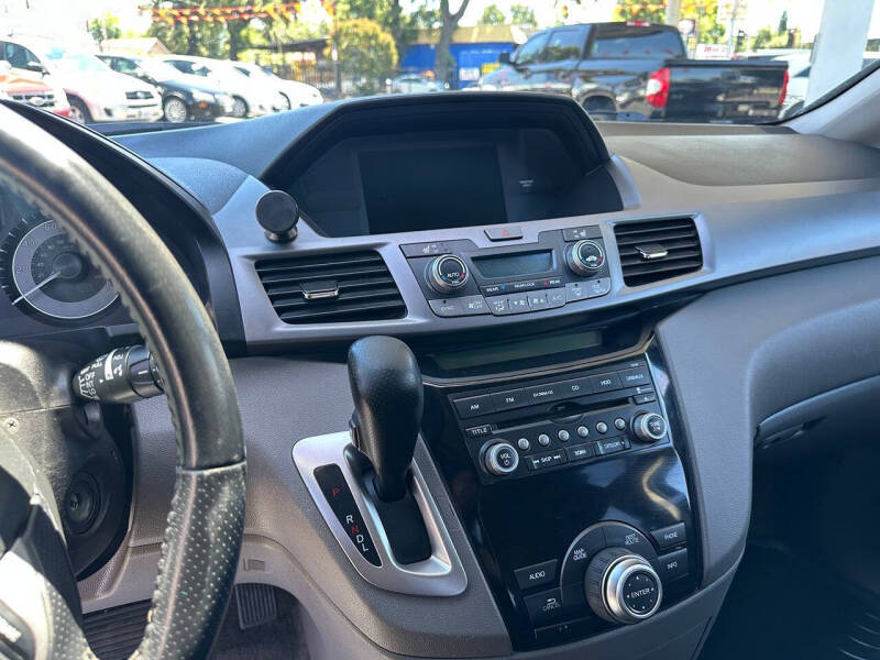 2013 Honda Odyssey EX-L w/DVD