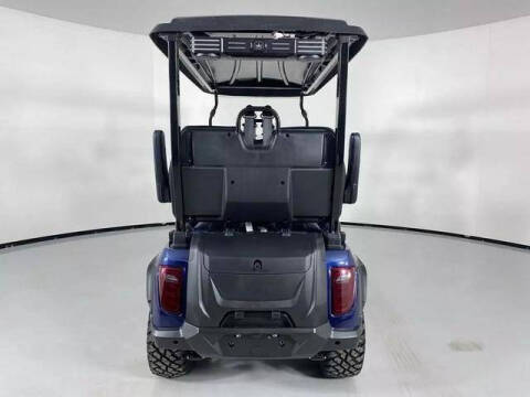 2025 Evolution MAVERICK 4 PLUS