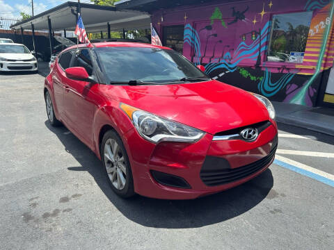 2016 Hyundai Veloster for sale at EM Auto Sales in Miami FL