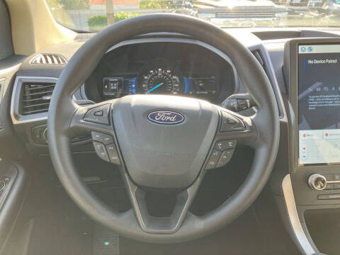 2024 Ford Edge SE