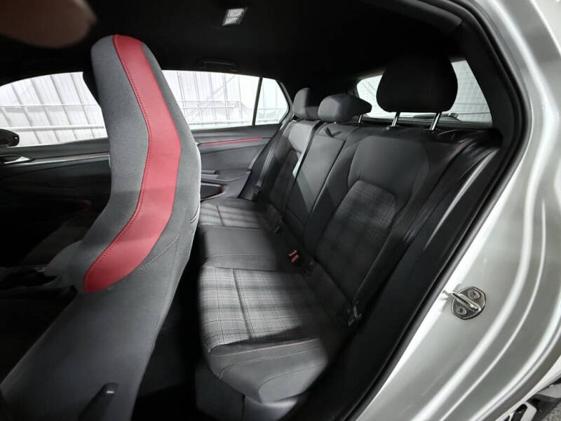 2022 Volkswagen Golf GTI S