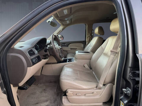 2013 Chevrolet Suburban LT