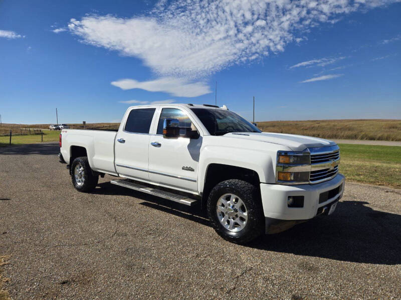 2015 Chevrolet Silverado 3500HD High Country's photo
