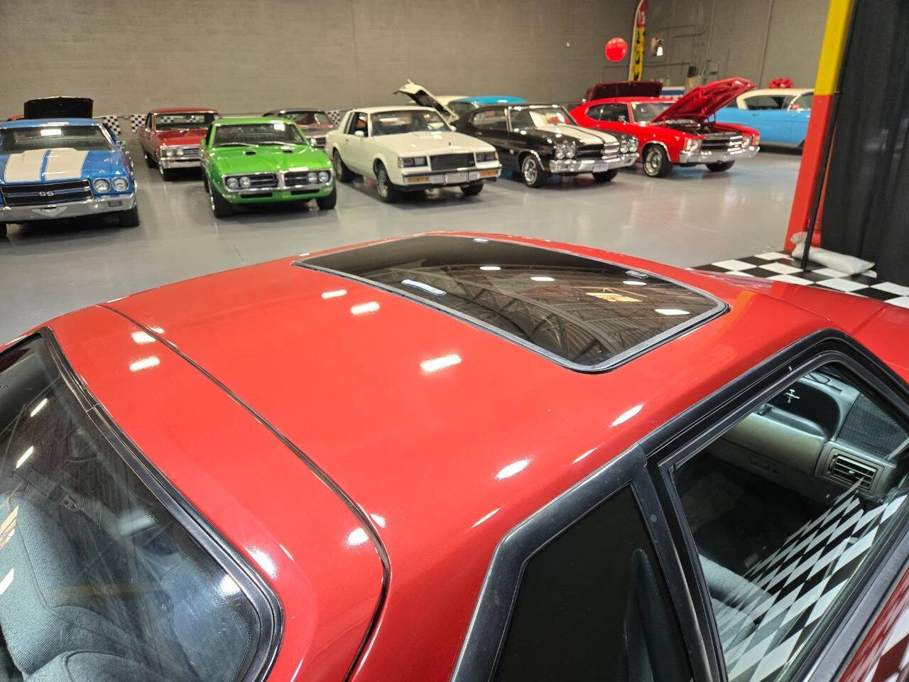 1990 Ford Mustang 36