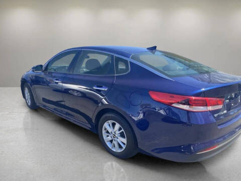 2017 Kia Optima LX