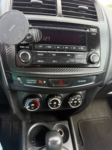 2015 Mitsubishi Outlander Sport 2.4 ES