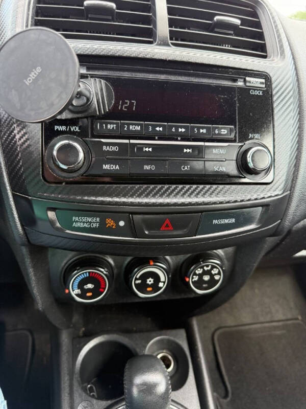 2015 Mitsubishi Outlander Sport 2.4 ES