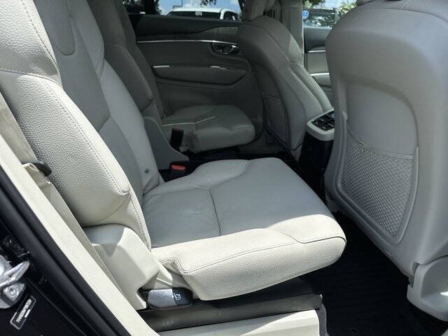 2023 Volvo XC90 Recharge T8 Plus Bright Theme 6P