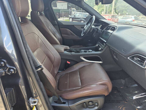 2017 Jaguar F-PACE S