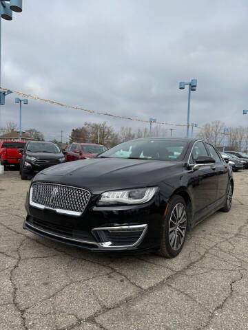2017 Lincoln MKZ for sale at R&R Car Company in Mount Clemens MI