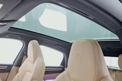 2023 Porsche Cayenne Coupe Platinum Edition