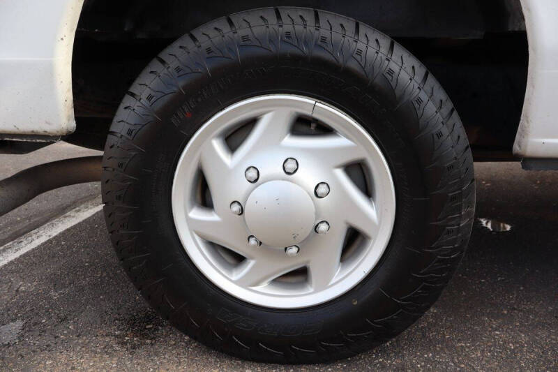 2013 Ford E-Series E-250