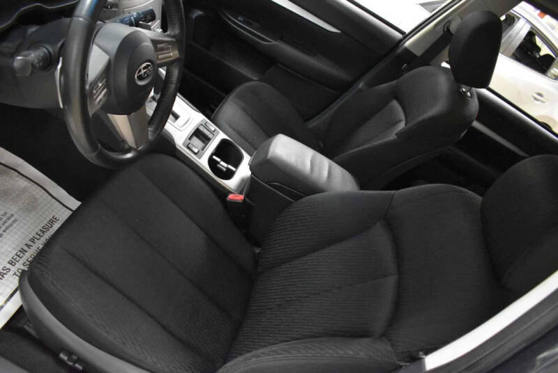 2011 Subaru Outback 2.5i Premium