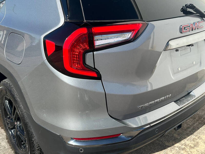 2023 GMC Terrain AT4