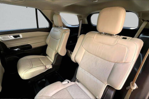 2021 Ford Explorer Platinum