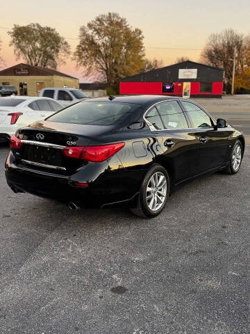 2015 Infiniti Q50 Premium