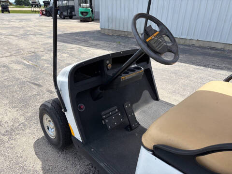 2018 E-Z-GO  Shuttle 4