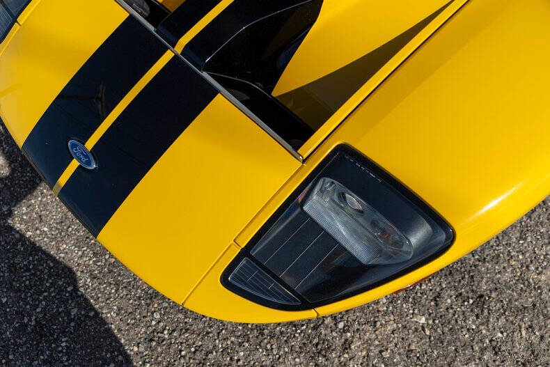 2005 Ford GT