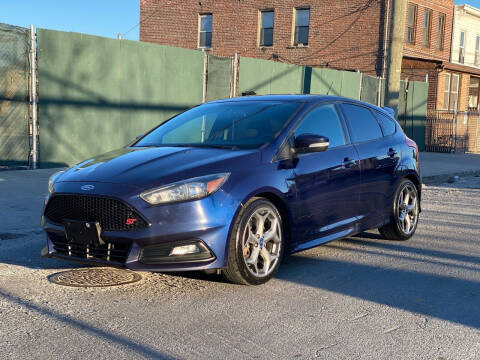 2017 Ford Focus for sale at B & A Auto Sales Inc. in Jamaica NY