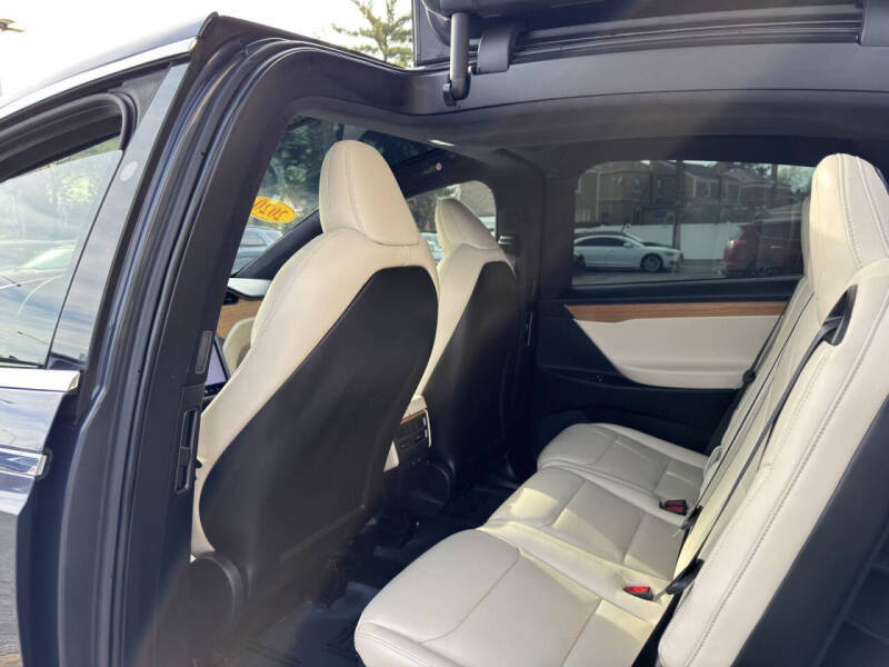 2020 Tesla Model X Long Range Plus
