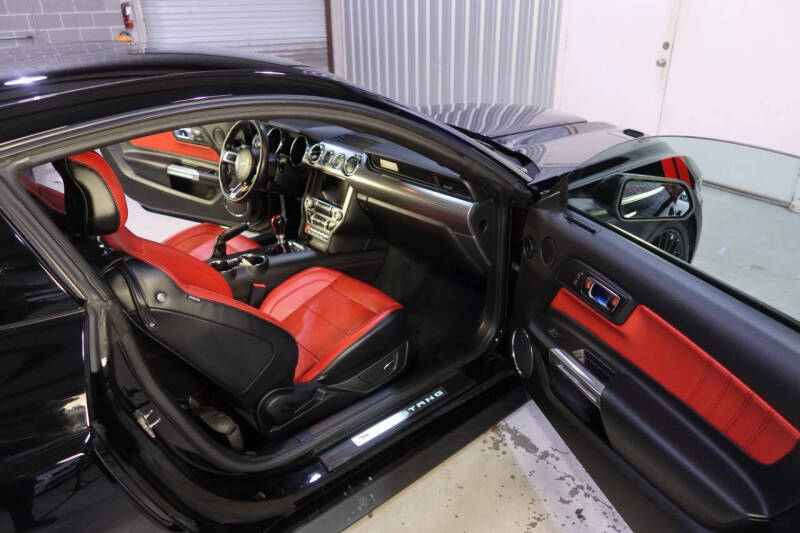 2017 Ford Mustang GT Premium