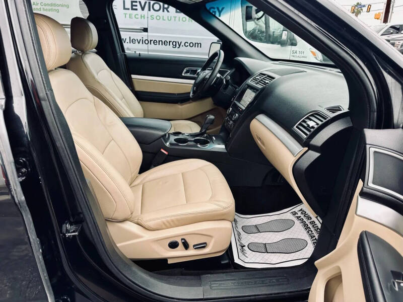 2017 Ford Explorer XLT