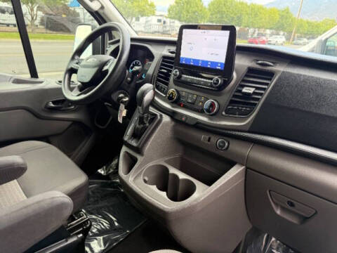 2020 Ford Transit 150 XLT