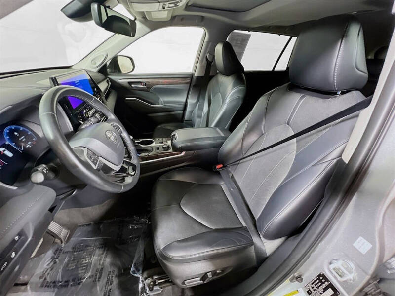 2023 Toyota Highlander Limited