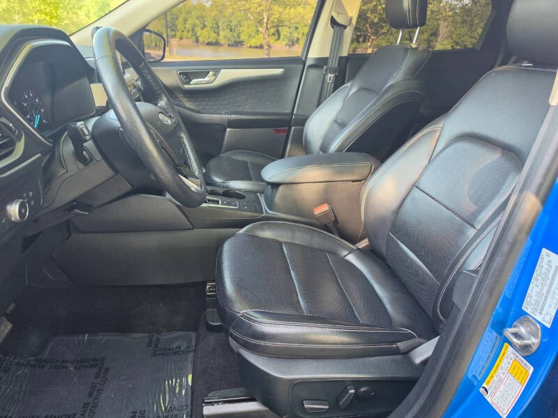 2020 Ford Escape SEL