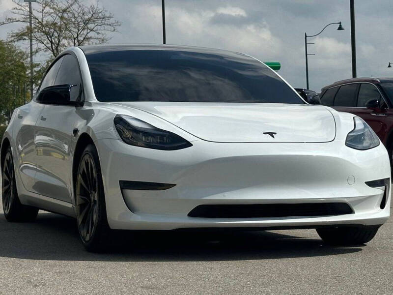 2021 Tesla Model 3 Standard Range Plus