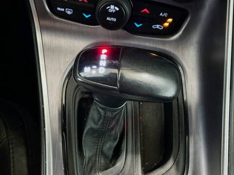 2018 Dodge Challenger SXT Plus