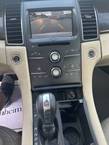 2015 Ford Taurus Limited