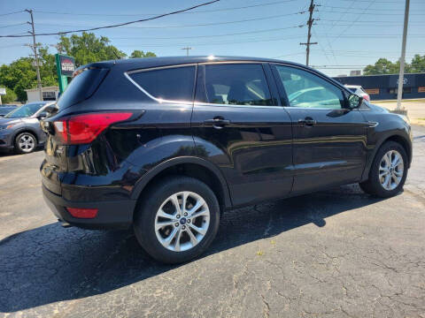 2019 Ford Escape SE