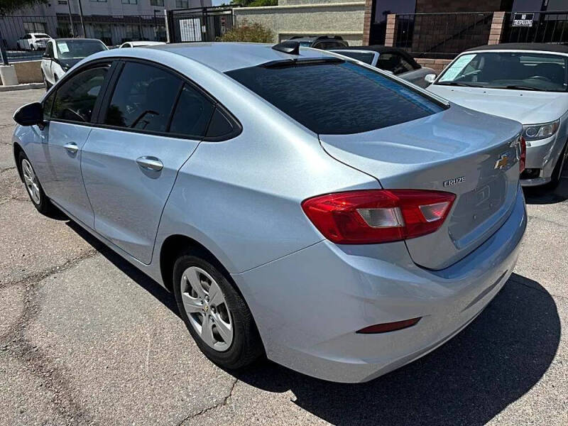 2017 Chevrolet Cruze LS Auto