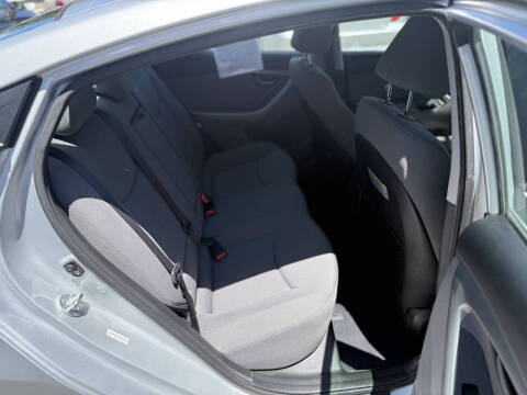 2014 Hyundai Elantra SE