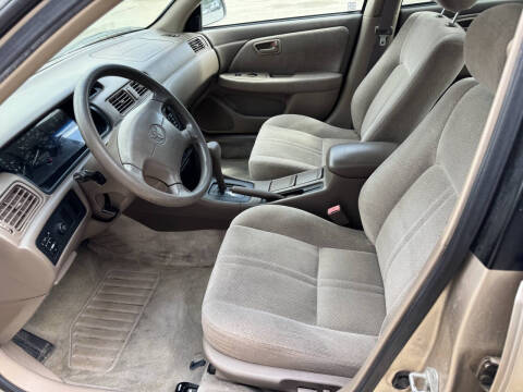2000 Toyota Camry LE