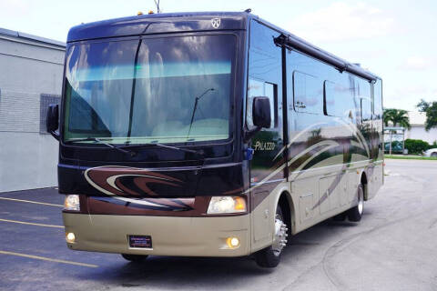 2015 Freightliner XCS Chassis