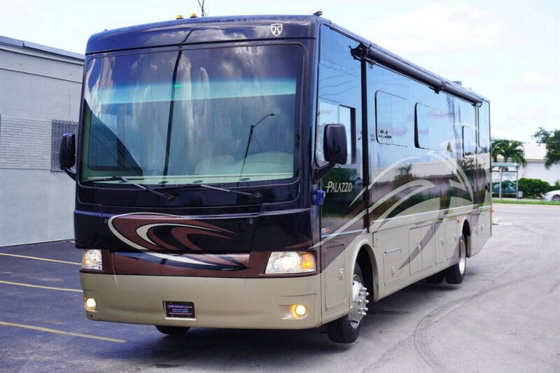 2015 Freightliner XCS Chassis