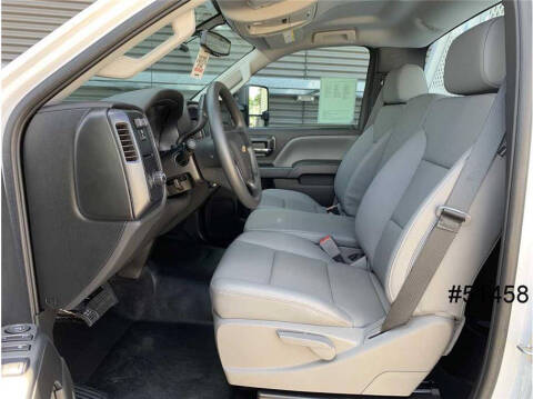 2023 Chevrolet Silverado 5500HD