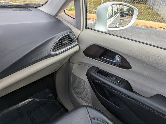 2018 Chrysler Pacifica Touring L