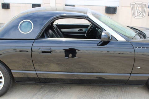 2004 Ford Thunderbird Deluxe